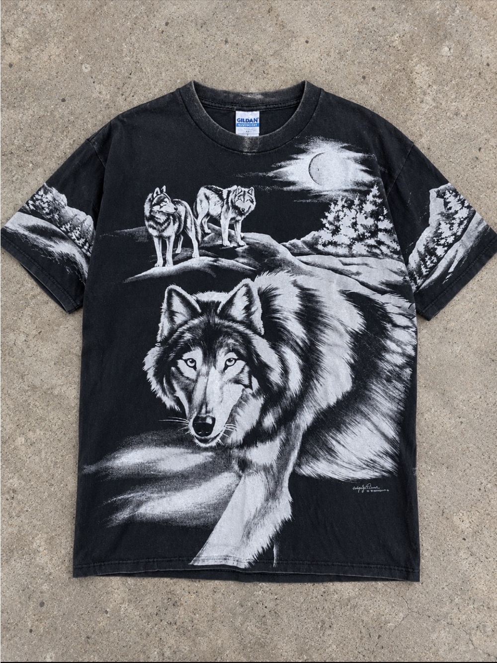 Vintage 90s Wolf Moon All Over Print T-Shirt Gildan Large Double Sided Wildlife